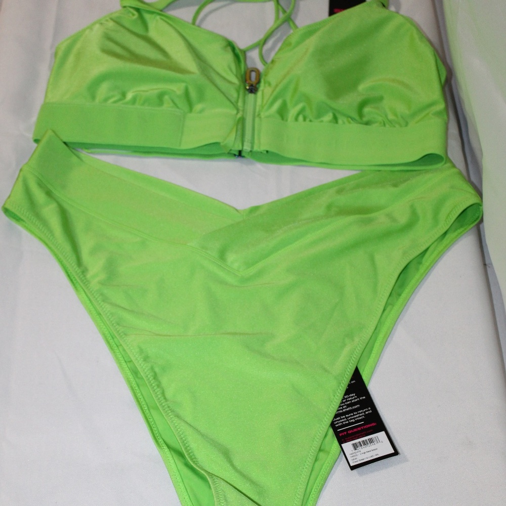 Shefit Zip Front Bikini Top & V High Waist Bottom.  Sz. 4 Luxe.